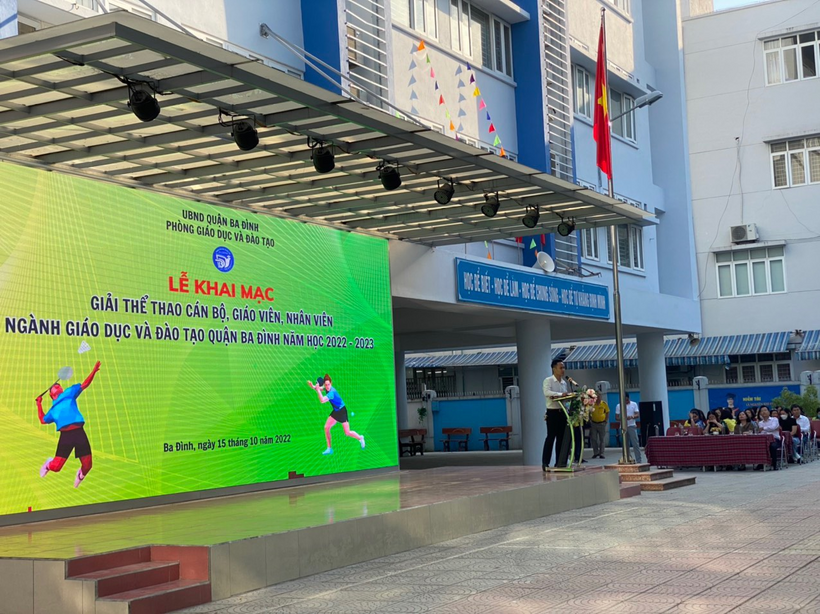 A picture containing text
Description automatically generated