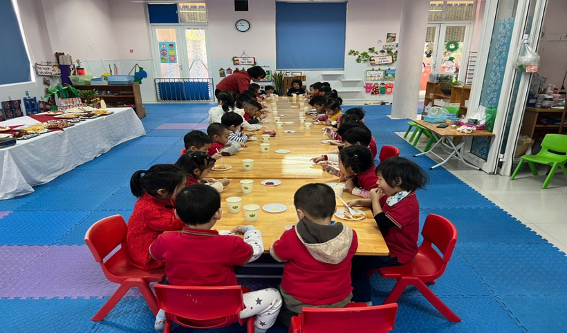 G:\Diễm MG Tuổi thơ\15. Ảnh\Buffe\z3999631486170_ea83582d97da9e2359facf9c1e9760ef.jpg