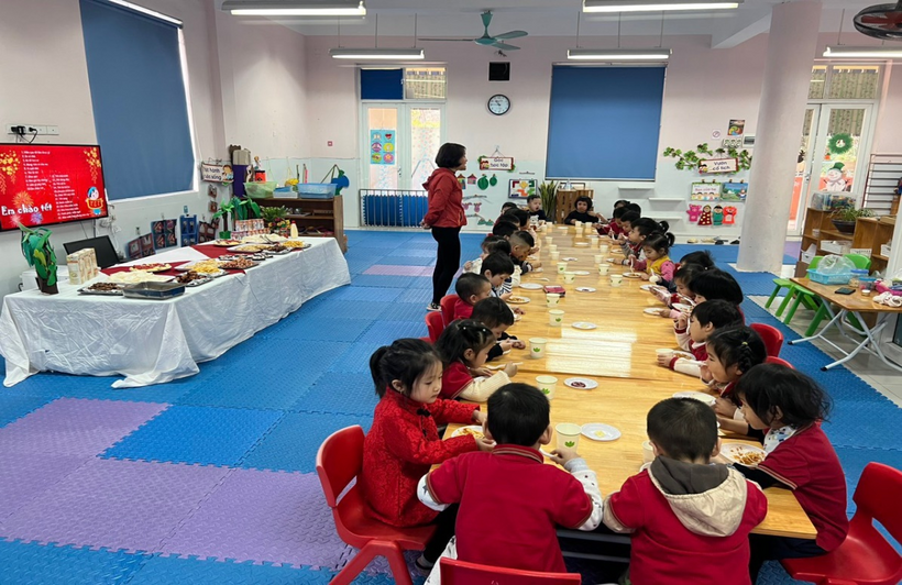 G:\Diễm MG Tuổi thơ\15. Ảnh\Buffe\z3999631493397_e14241ea9f572c6949dcc4627ae7342e.jpg