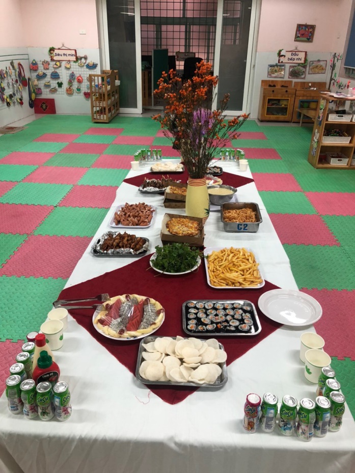 G:\Diễm MG Tuổi thơ\15. Ảnh\Buffe\z3999631545030_8a35147bc0b2024a4995ab30a61a263c.jpg