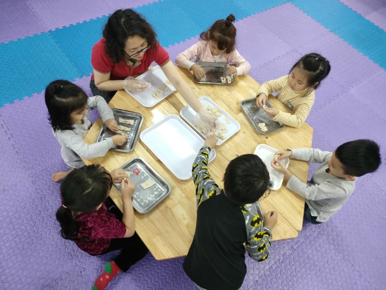 G:\Diễm MG Tuổi thơ\20. Truyền thông\Bánh cavat\A4..jpg