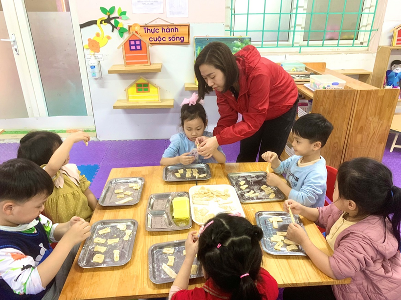 G:\Diễm MG Tuổi thơ\20. Truyền thông\Bánh cavat\B.jpg