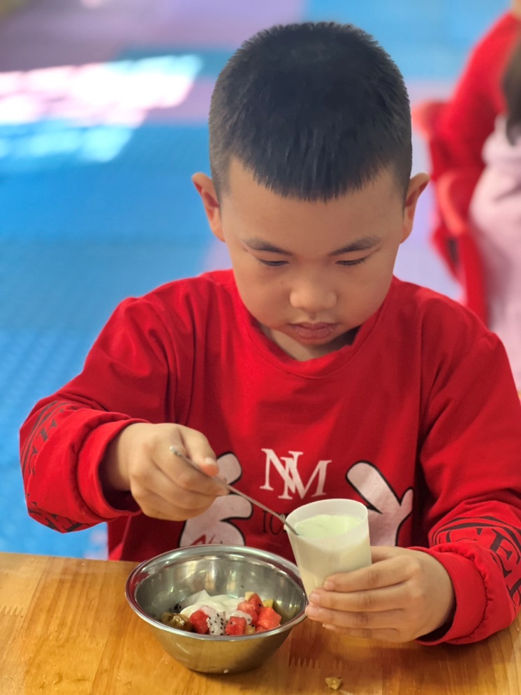 G:\Diễm MG Tuổi thơ\20. Truyền thông\Hoa quả dầm\z4171222410745_a40a28851595d784cf5430f746a2b921.jpg