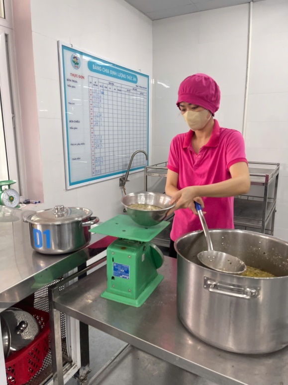 G:\Diễm MG Tuổi thơ\Năm học 2024-2025\3. Nuôi dưỡng\Ảnh\z5958040724198_649ae19831768d8fcb52edaf0e4ae166.jpg