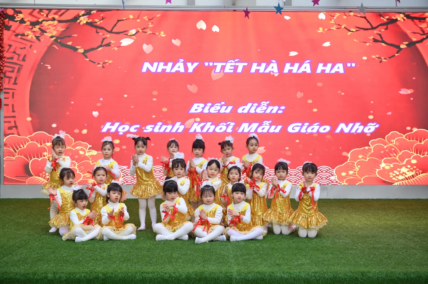 D:\ẢNH\chao xuan at ty 2025\PPX_0065.JPG