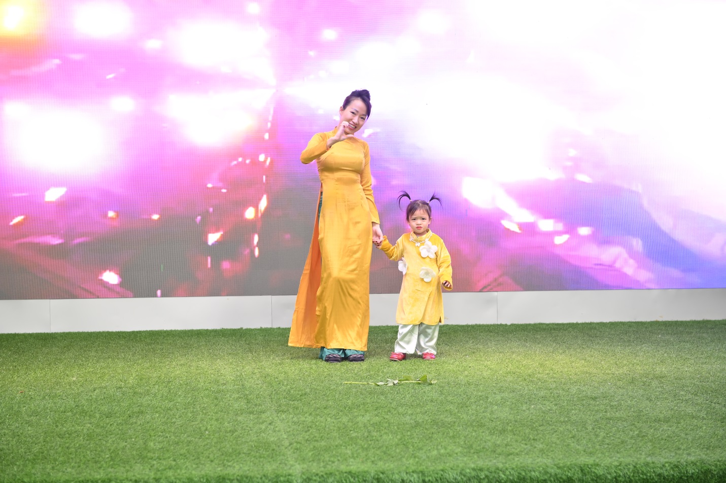 D:\ẢNH\chao xuan at ty 2025\PPX_0200.JPG