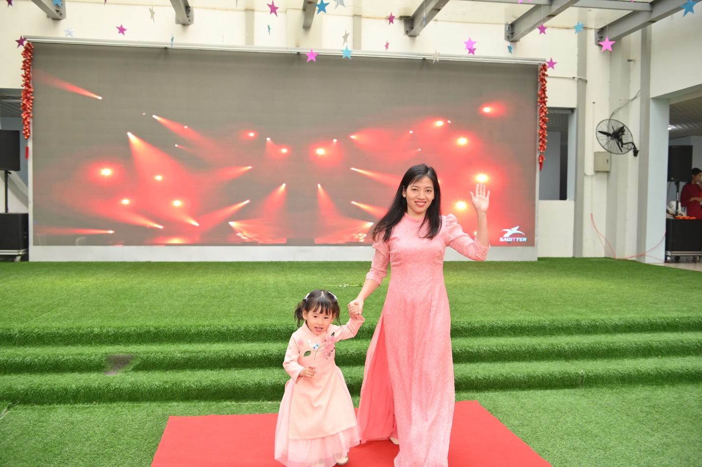 D:\ẢNH\chao xuan at ty 2025\PPX_0222.JPG