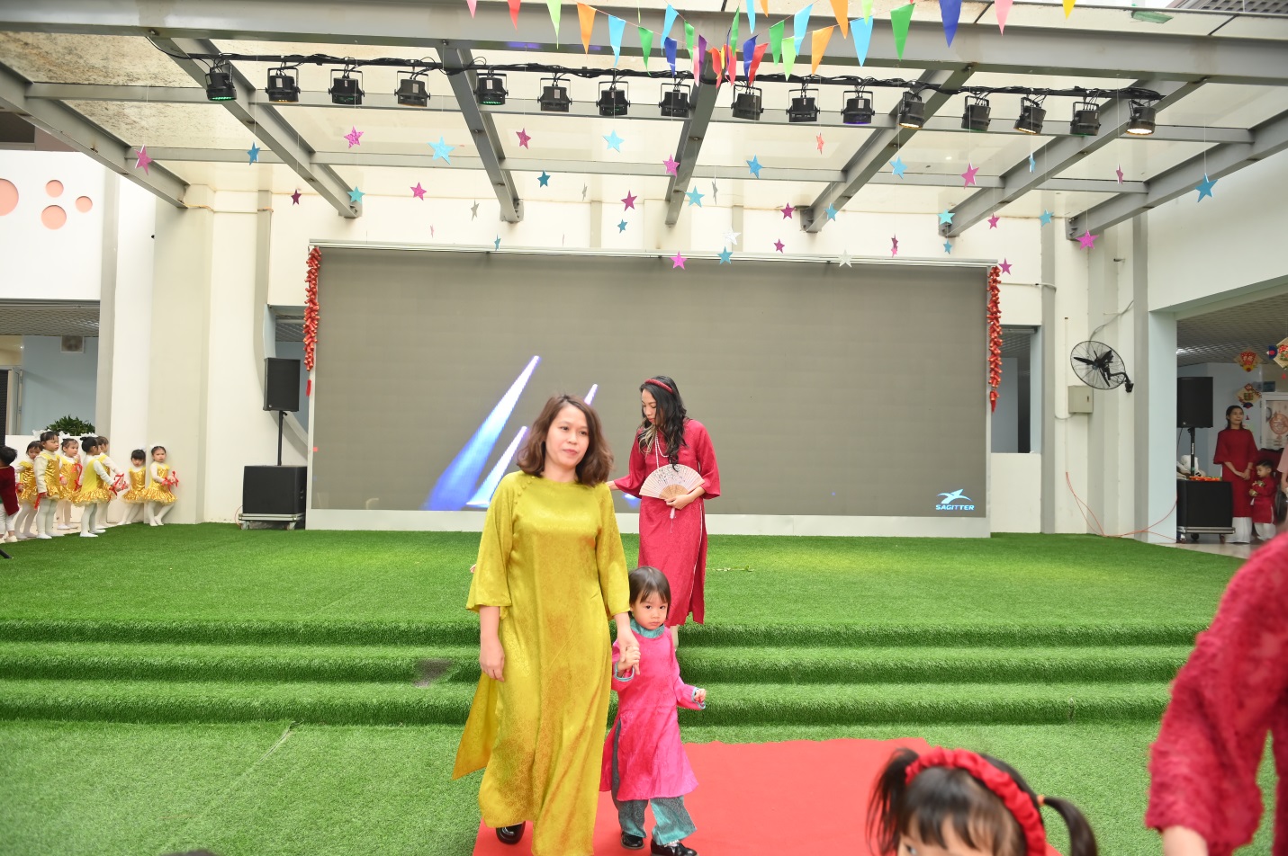 D:\ẢNH\chao xuan at ty 2025\PPX_0230.JPG