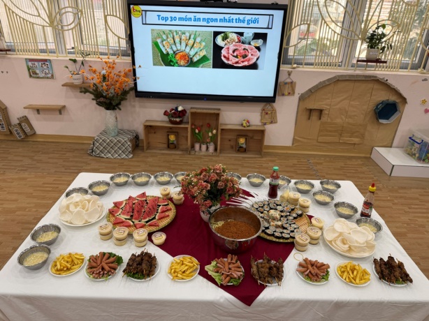 C:\Users\Admin\Desktop\Ảnh Buffet chào 2026\D1\z7367386019118_d5a474ab68a8627f9a5d373b5920d744.jpg