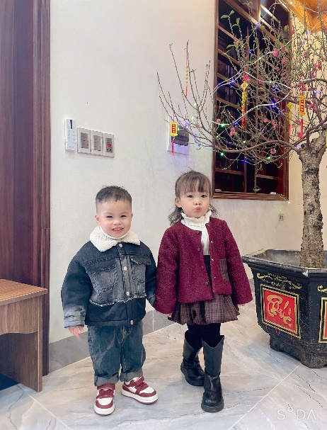 C:\Users\hp\Desktop\Ảnh B3\z6346714010434_435525269789e53de8bbde337cf28acf.jpg