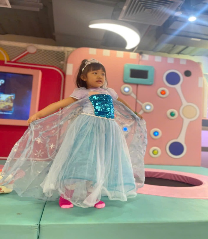 C:\Users\hp\Desktop\Ảnh B3\z6346714072593_6d77a17b86de91d0a1eae3e531e2ad89.jpg