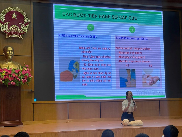 G:\Diễm MG Tuổi thơ\Năm học 2024-2025\3. NUOI DUONG\Bồi dưỡng cho ND\DB VSATTP\z6506743892756_cf6a676891dfa407dd8d2efe8ed10641.jpg