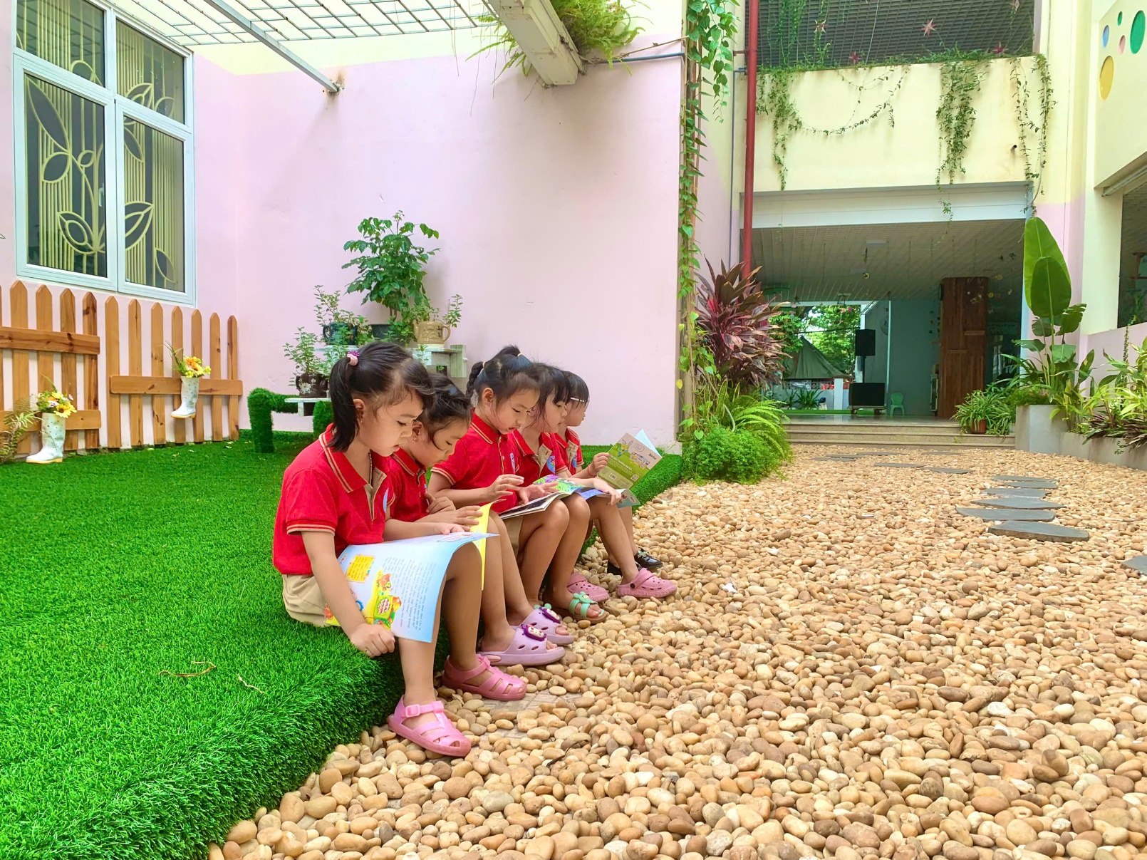 C:\Users\User\Desktop\Bài viết Tháng 6\5.jpg