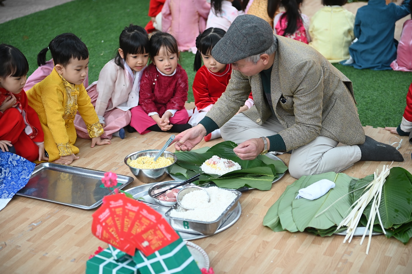 C:\Users\ADMIN\Desktop\Lễ hội Xuân 2026-20260129T074022Z-3-002\Lễ hội Xuân 2026\KIC_1681.JPG