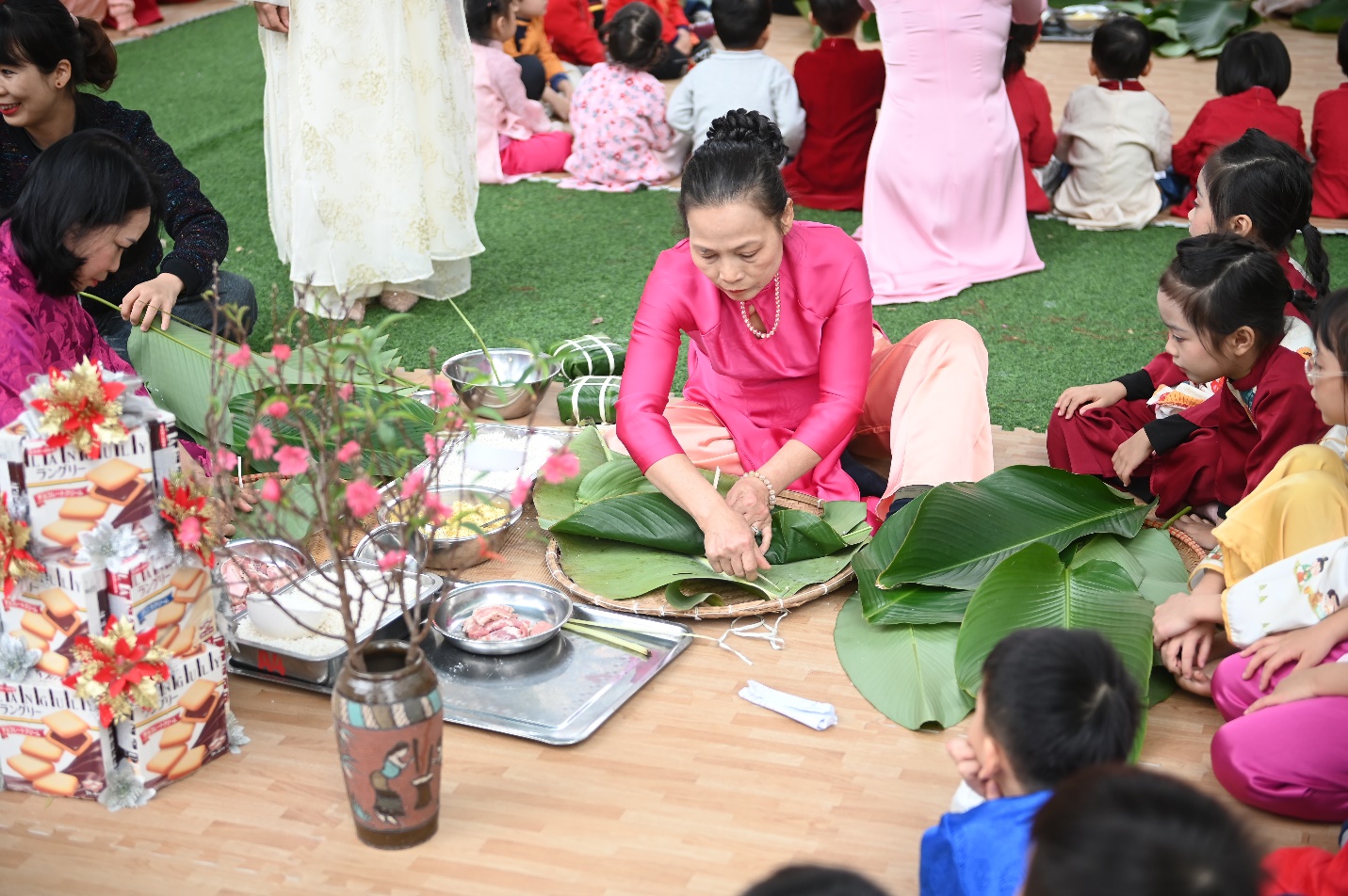 C:\Users\ADMIN\Desktop\Lễ hội Xuân 2026-20260129T074022Z-3-002\Lễ hội Xuân 2026\KIC_1688.JPG