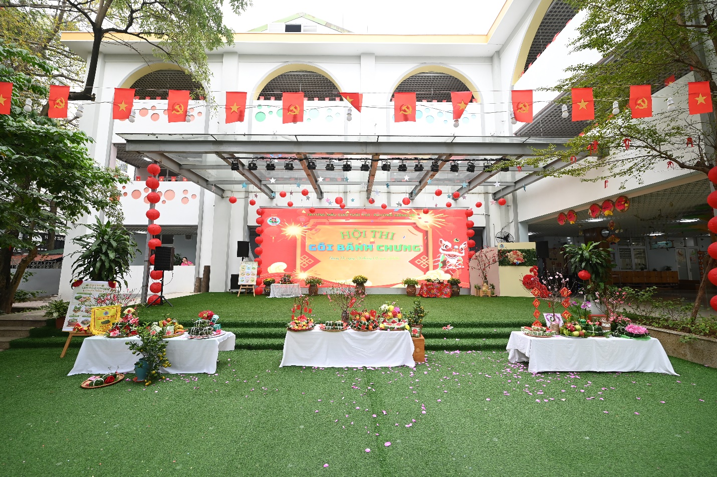 D:\Ảnh và video Tuổi Thơ\Trường Tuổi Thơ\7.ẢNH CHỤP HOẠT ĐỘNG CỦA TRẺ\2025-2026\Lễ hội Xuân\Lễ hội Xuân 2026.1\KIC_1951.JPG